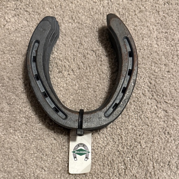 Other - New set of steel horse shoes, 4